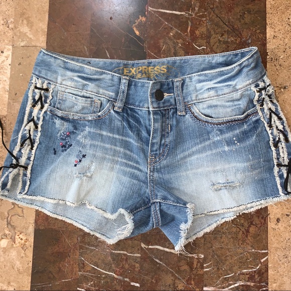 Express Pants - Women’s SZ 4 EXPRESS Denim Cut Off Shorts